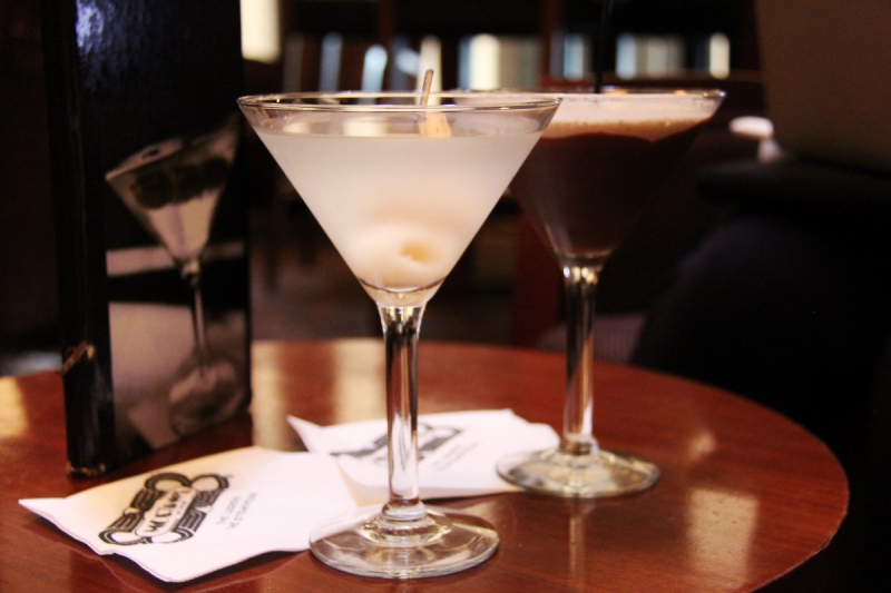 brasserie-FORCALQUEIRET-min_martini_bar_lychee_chocolate_alcohol_liquor_happy_hour_happy-910161